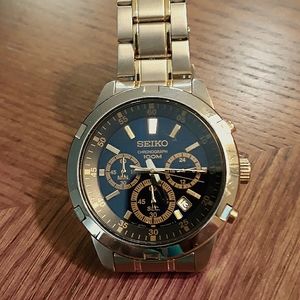 Men's Seiko Watch ticking away